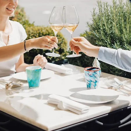 Four Seasons Des Bergues Geneva
