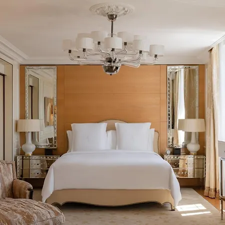 Hotel Four Seasons Des Bergues 5*