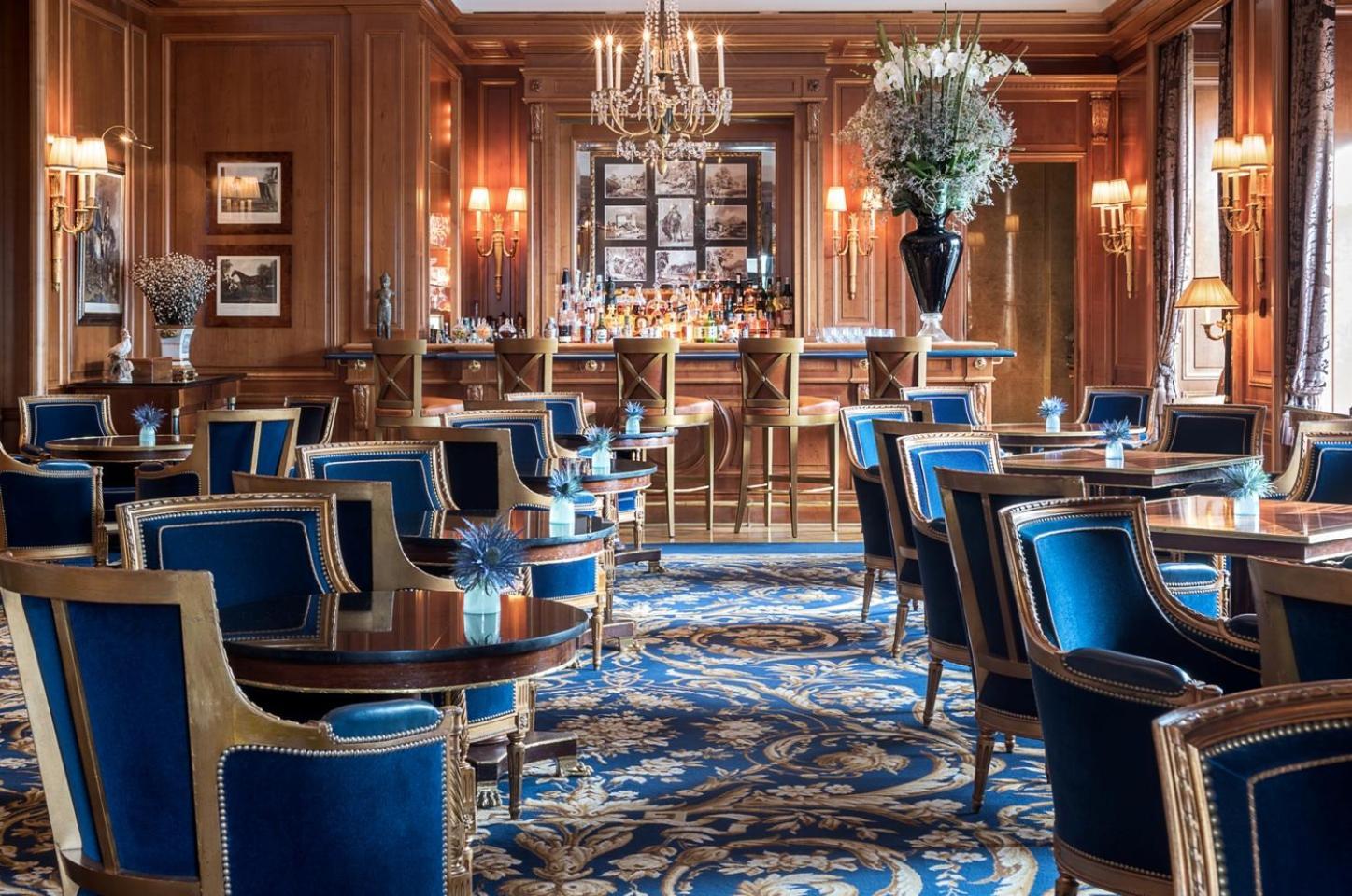 Four Seasons Des Bergues Hotel 5*