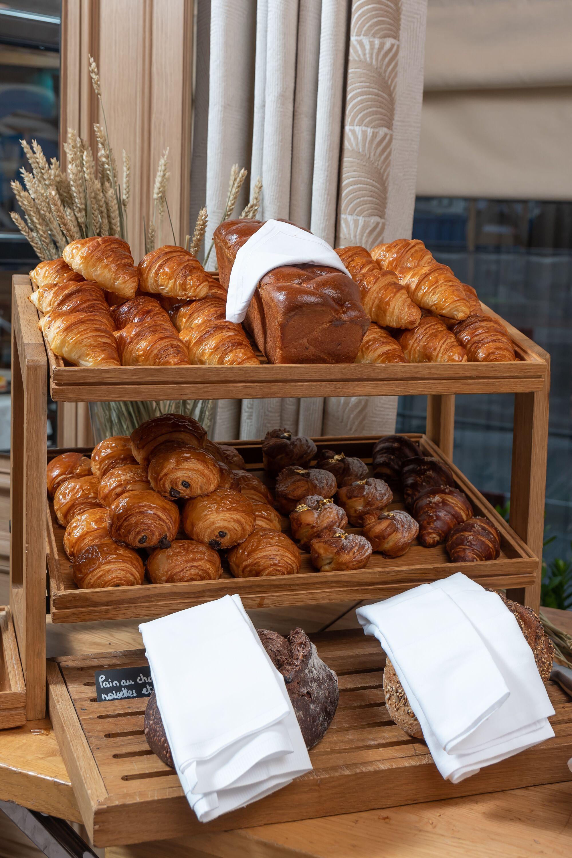 Hotel Four Seasons Des Bergues 5*