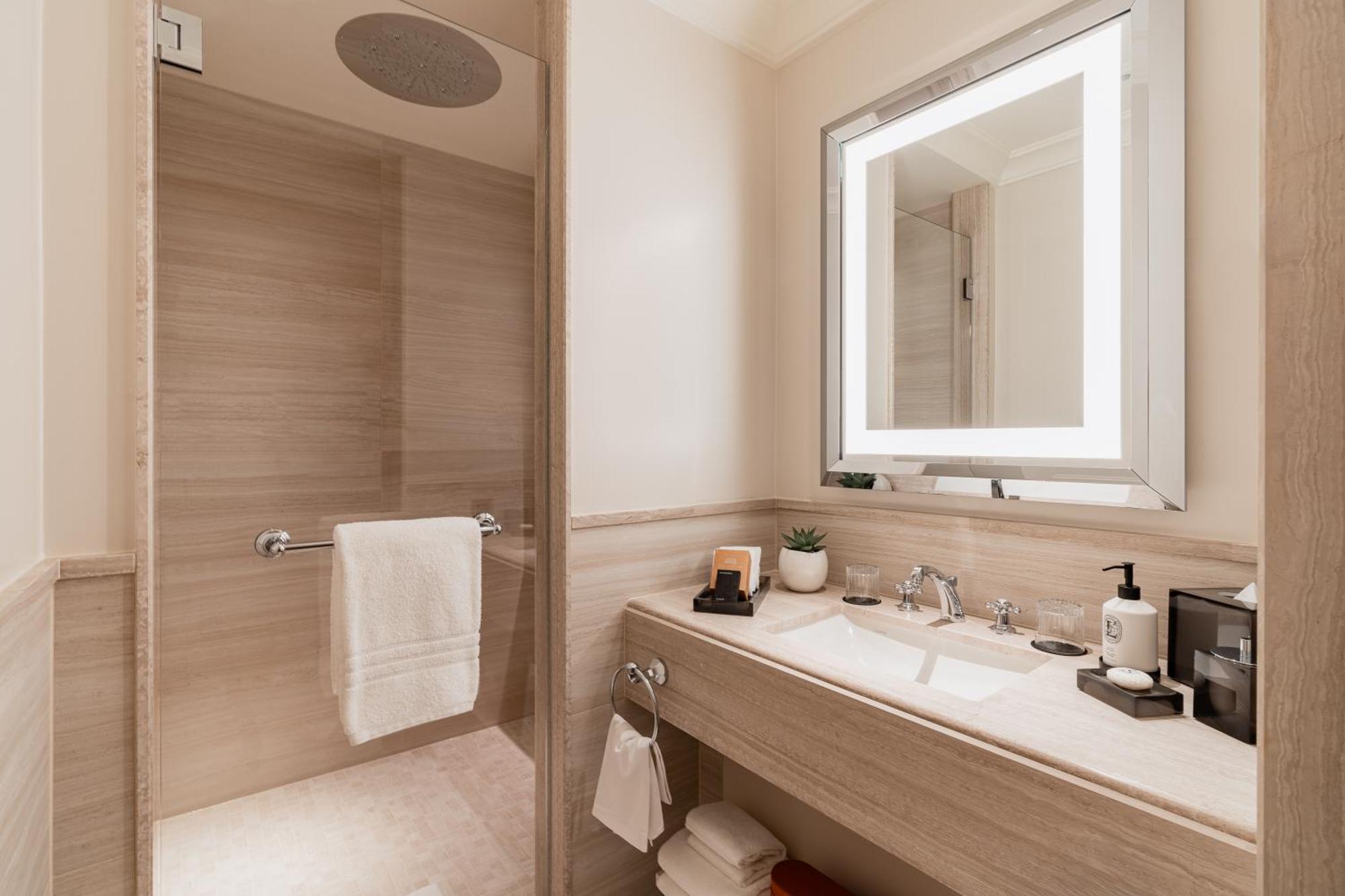 Hotel Four Seasons Des Bergues